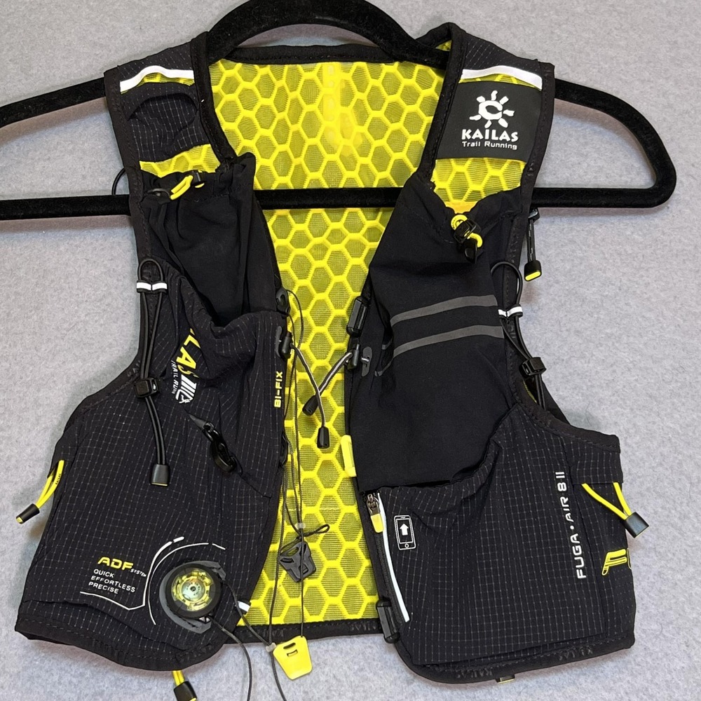 Kailas Trail Running Vest Unisex Small Black Fuga Air 8II Hydration Pack